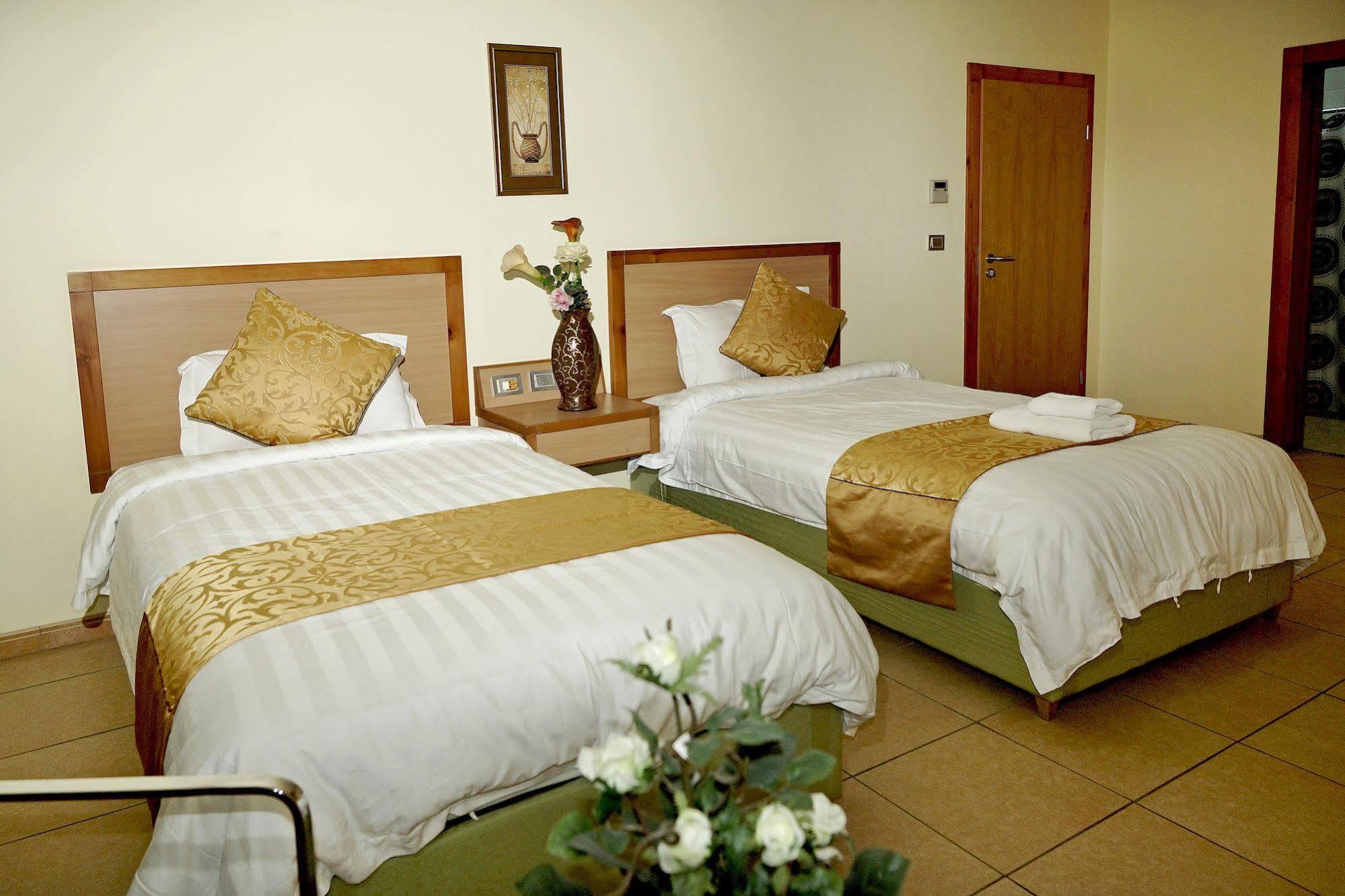 Mansour Plaza Hotel Apartments Dammam Buitenkant foto